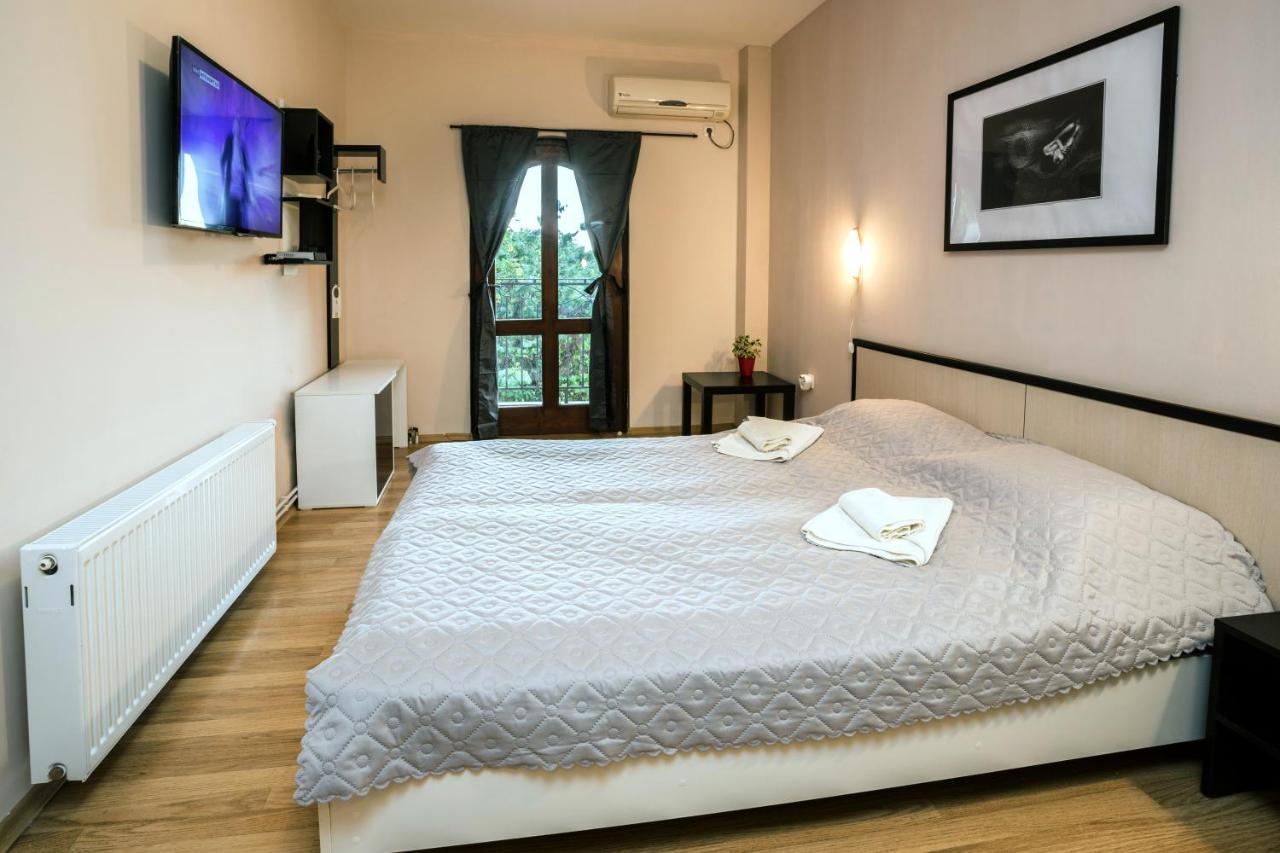 Hanovete Hotel Pliska Esterno foto
