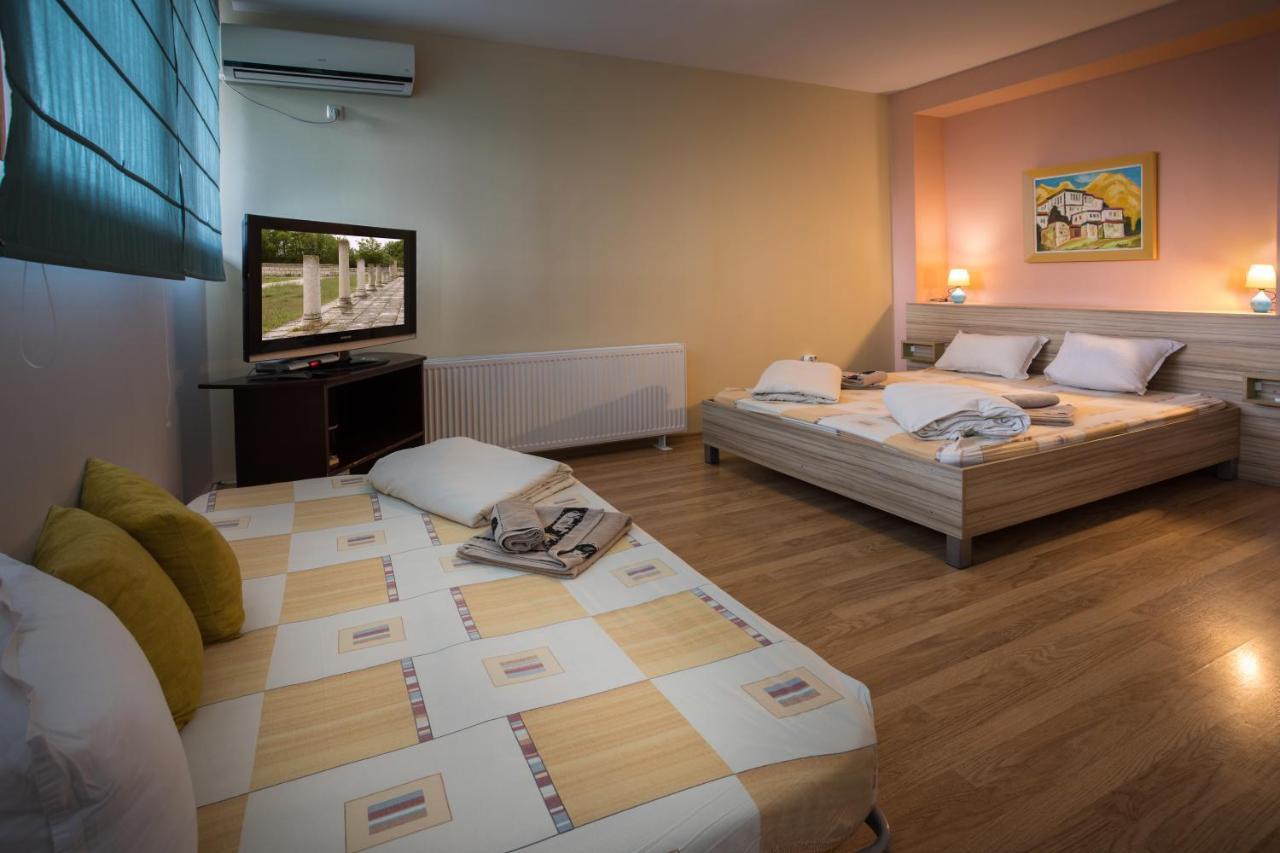 Hanovete Hotel Pliska Esterno foto