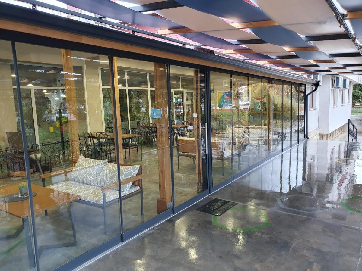 Hanovete Hotel Pliska Esterno foto