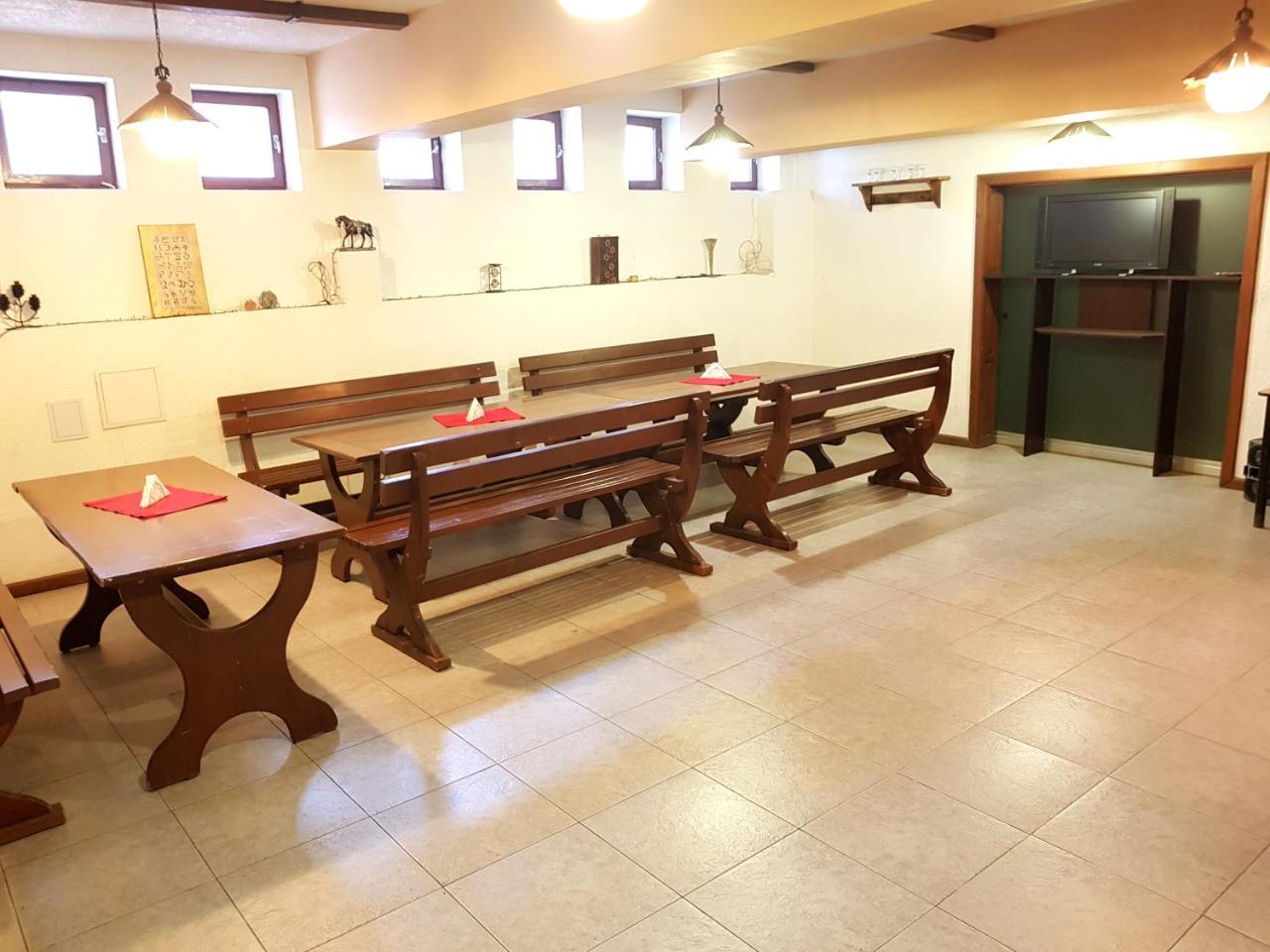 Hanovete Hotel Pliska Esterno foto